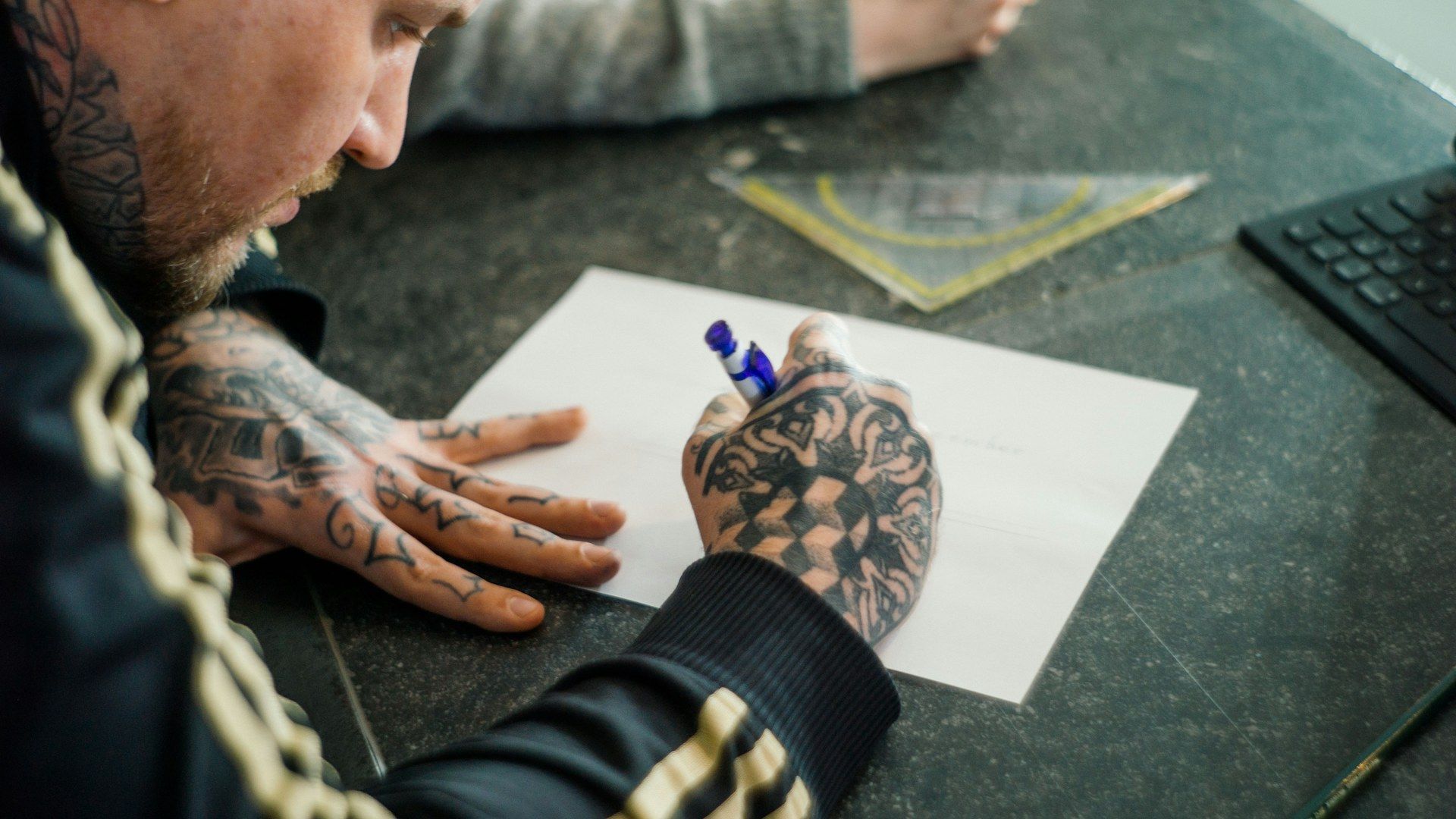 How to ask for a tattoo deposit without losing the booking